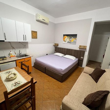 Villa Roel 2 Apartments Nr 88 Vlore Exterior photo